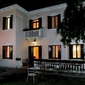 Casa de Campo Crispi